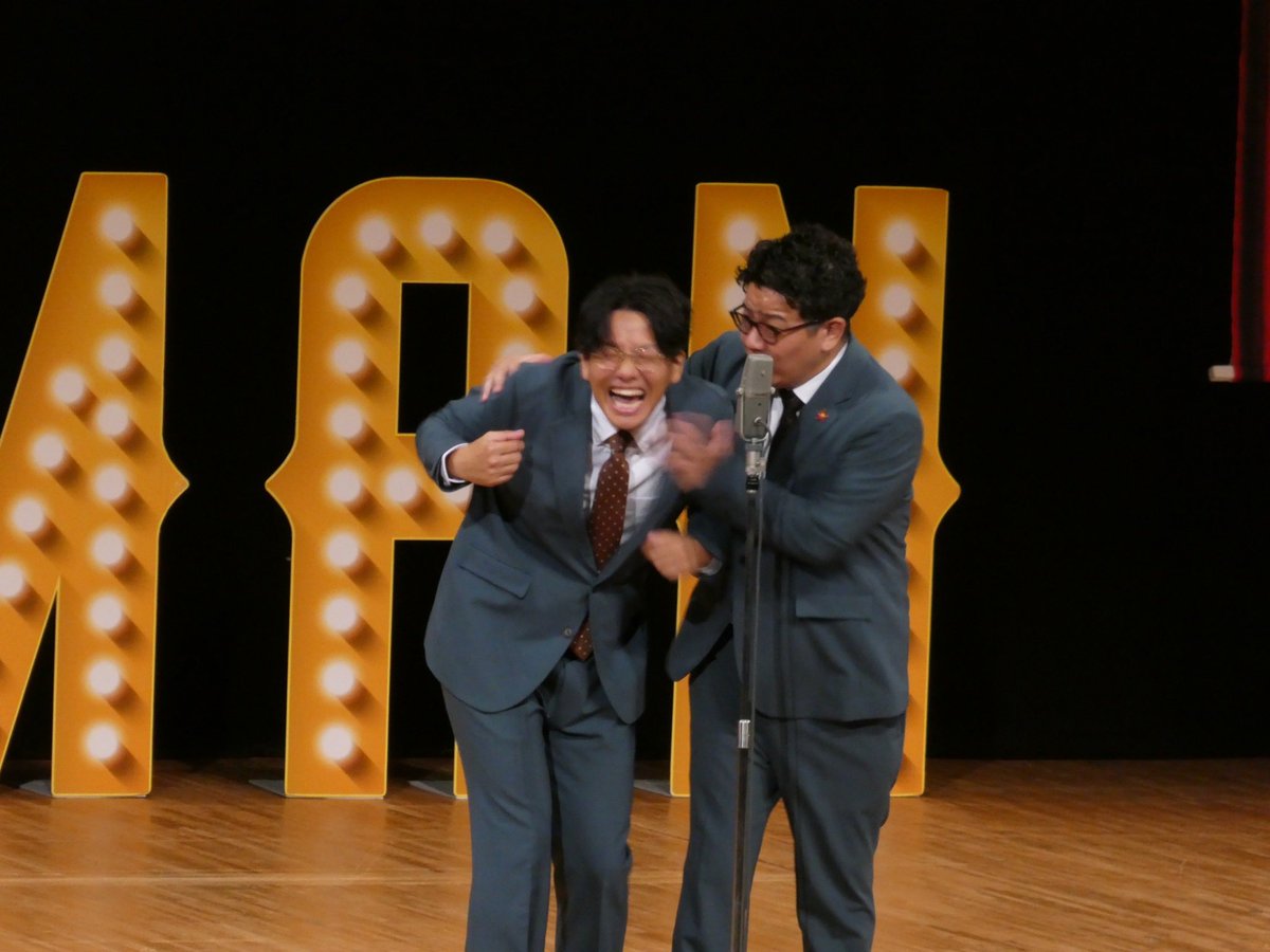 mikikouseiani's tweet photo. ミキ漫2026 全国ツアー 青森公演、来ていただいた方々ありがとうございましたm(_ _)m
皆さんのフー嬉しかったです！！
味噌カレー牛乳ラーメンの完成はなりませんでしたが会場は一体となっていました！！
青森放送さんにはほんまに感謝！！
次は、小豆島！！ https://t.co/Srgu9aEqBW