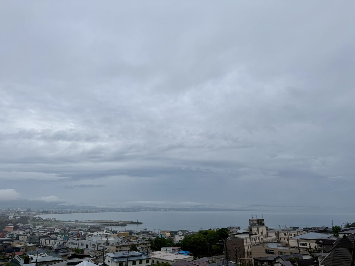 otsukisama50's tweet photo. “君がそこにいる価値はきっとあるんだ。それを見つけるのが生きるってことだよ。僕はロックミュージックにそれを見つけたんだ。”
山中さわお
#おはようございます #おはよう函館 https://t.co/wkDOzjDthK