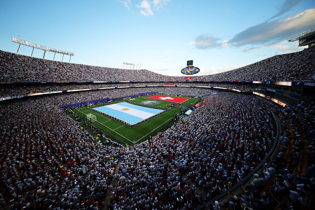 fifaworldcup_es's tweet photo. ¡Argentina y Suiza vuelven a encontrarse en una #CopaMundialFIFA! 🏟️ https://t.co/DfvAWWIPrx