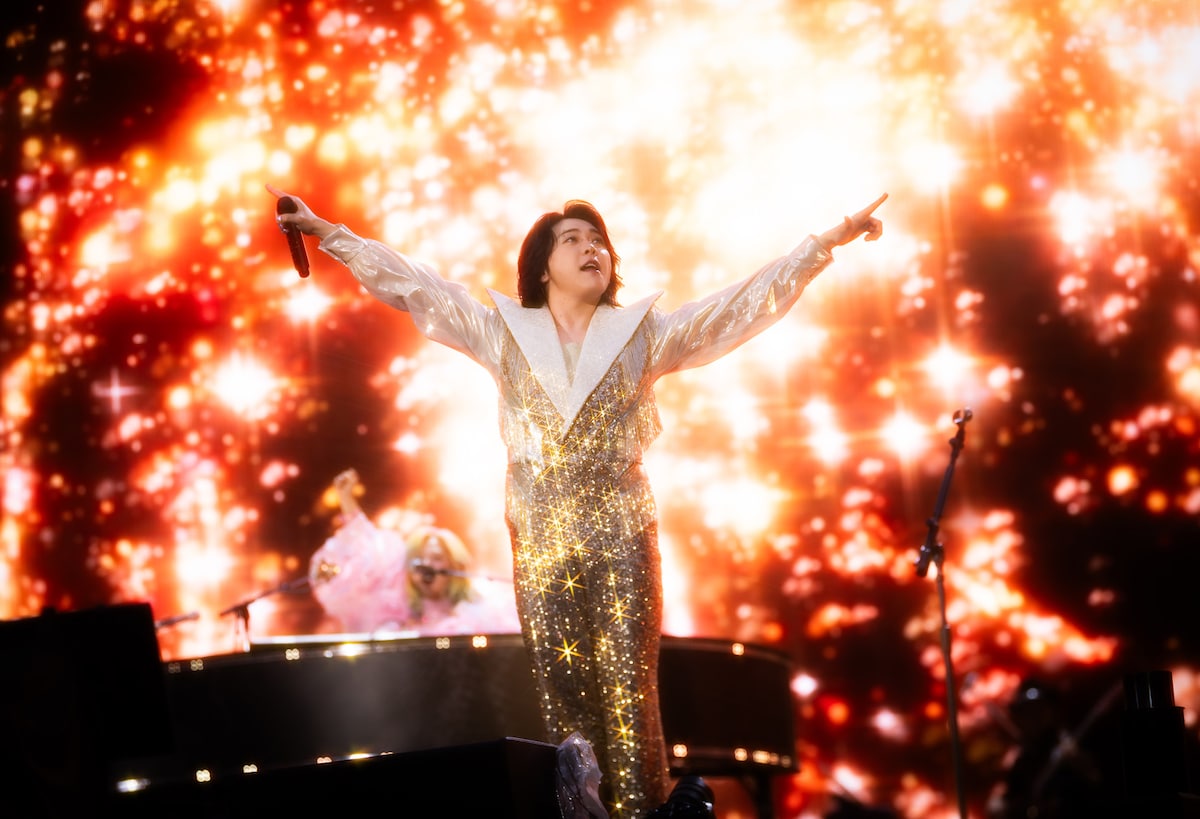 natalie_mu's tweet photo. Mrs. GREEN APPLE
39万人動員のスタジアムツアー🧑‍🚀👼
「ゼンジン未到とイ/ミュータブル〜間奏編〜」で示した不変と変化

🔻詳細・写真29枚📸
https://t.co/egoJbicFZy

#MrsGREENAPPLE #ゼンジン未到とイミュータブル https://t.co/dvrw6KC6pf