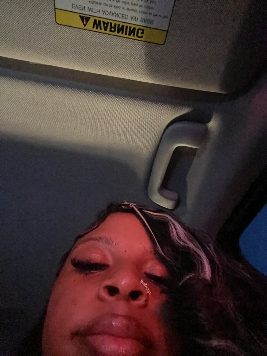 niiixgwapoo's tweet photo. Nfss?? #wlw #nfs #columbus https://t.co/fIJj4XMy62