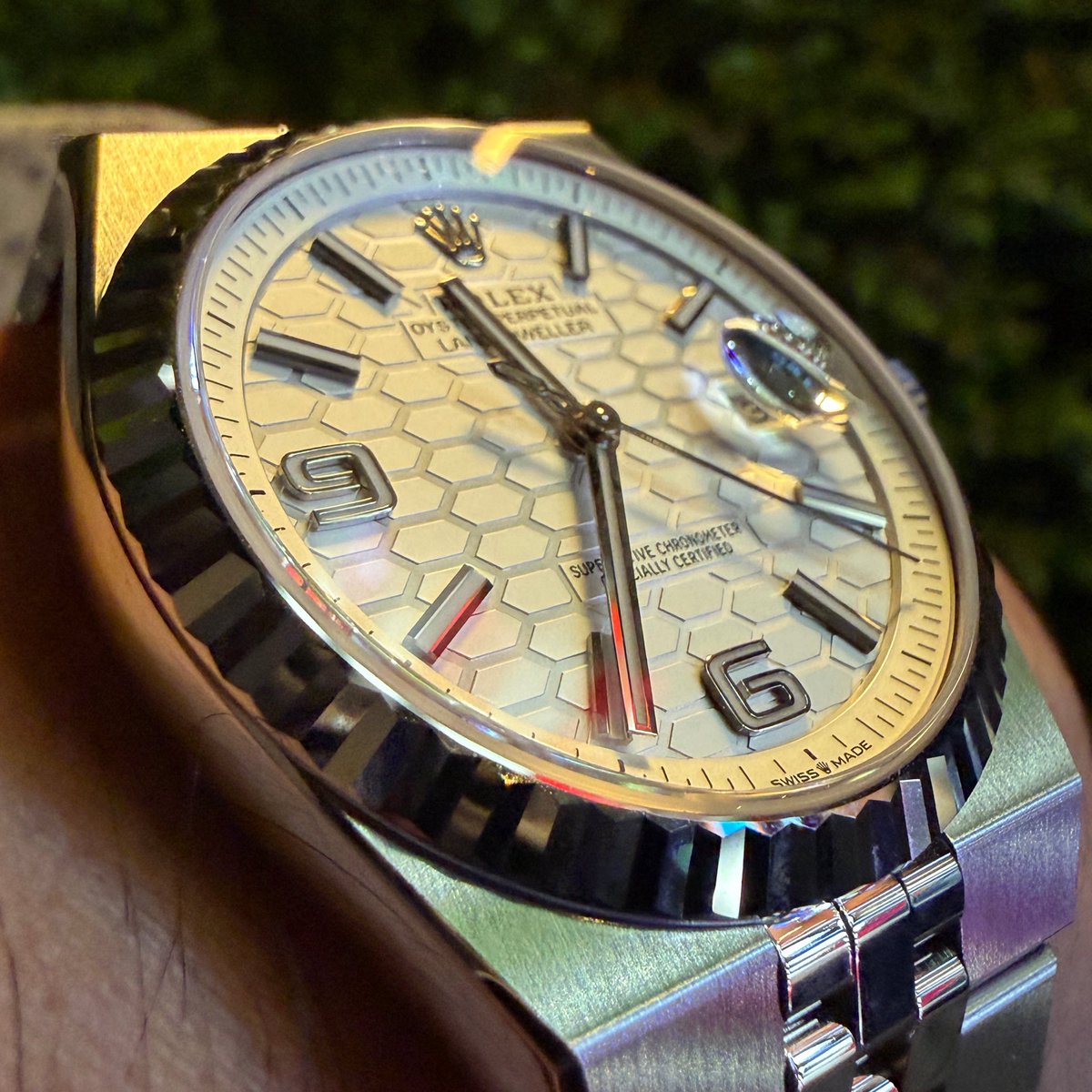 hitoowatch's tweet photo. 🟩💚
#TransparentCaseback
#OysterPerpetual
#DynapulseEscapement #ROLEX #LandDweller #ref127334 https://t.co/n7MZ3LmWJB