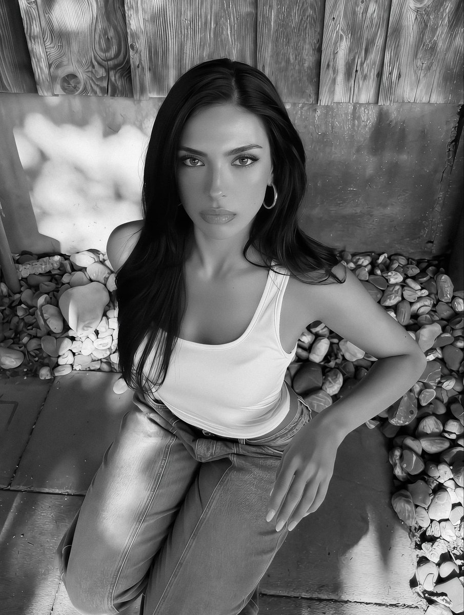 miumiulet's tweet photo. CᲒffe⒠. ᘑa⊥es  𖣇 , 𐓊rettሃ Oሁtfἷts ⠀ ▦ ⠀ Ɠoὄd ጠuនic ⬮ㅤ⃨  Cልraɱel⠀ L͟a͟t͟t͟e ⠀ ⣵ ⠀Oሆerdresṩed ┩Latē ᘉigዜts  ʵ ⠀:: 40° ˺ 𖡁 ⠀⸌Læa🄷er ⠀’. 📻  𖥮 ⠀˺ Søft l͟i͟p͟s  𖡩 ⠀ ⸅ ꉓaffeiຖe https://t.co/h2ShZzywan