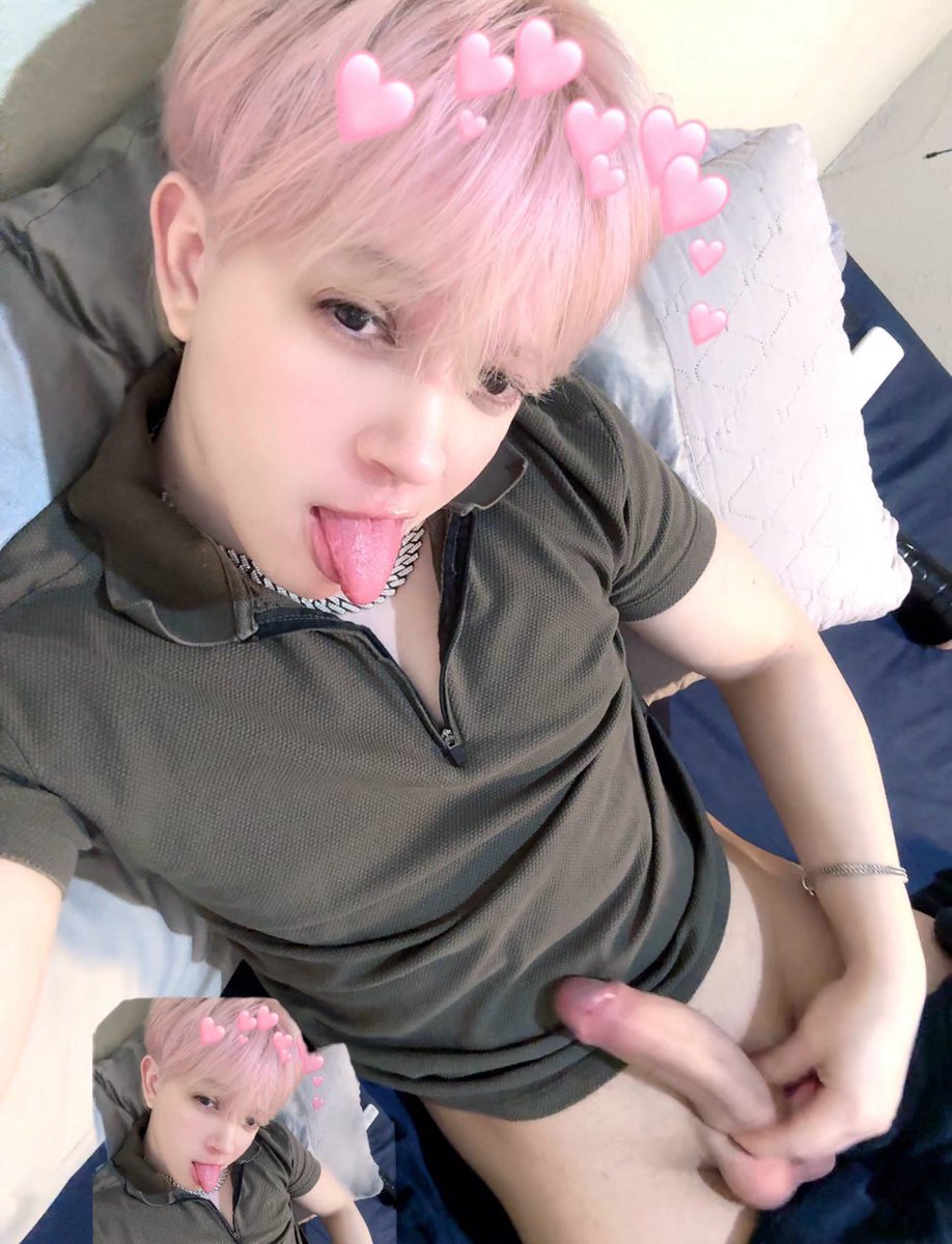heyoberlin's tweet photo. Amo fazer esses vídeos de tktk só de pau duro 😈🍌🍌

vários completo e transando tb no meu ali abaixo amor 

Laranjinha 🧡:
https://t.co/yVbKheLl4j

Only ⭐️: https://t.co/7u81wJU57c https://t.co/b2Y8dVUoCi