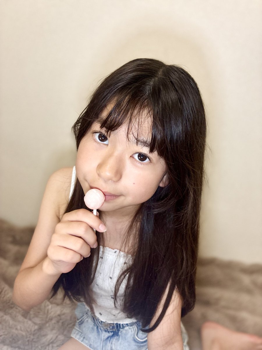 ijigen_pd_tbm's tweet photo. おはつ~ちゃん🪽🤍
今日まで、セブンイレブンアプリで
チュッパチャプスをもらえるよ🍭💕
みんなのイチオシの味は何〜?🫶🍭
ぜひコメントで教えてねっ🤍
今日も笑顔いっぱいの
素敵な1日になりますように✨
#ポケドル
#白枝翼芽
#TeamJupiter
@ChupaChupsJapan
@711SEJ https://t.co/tRQngYYXw8
