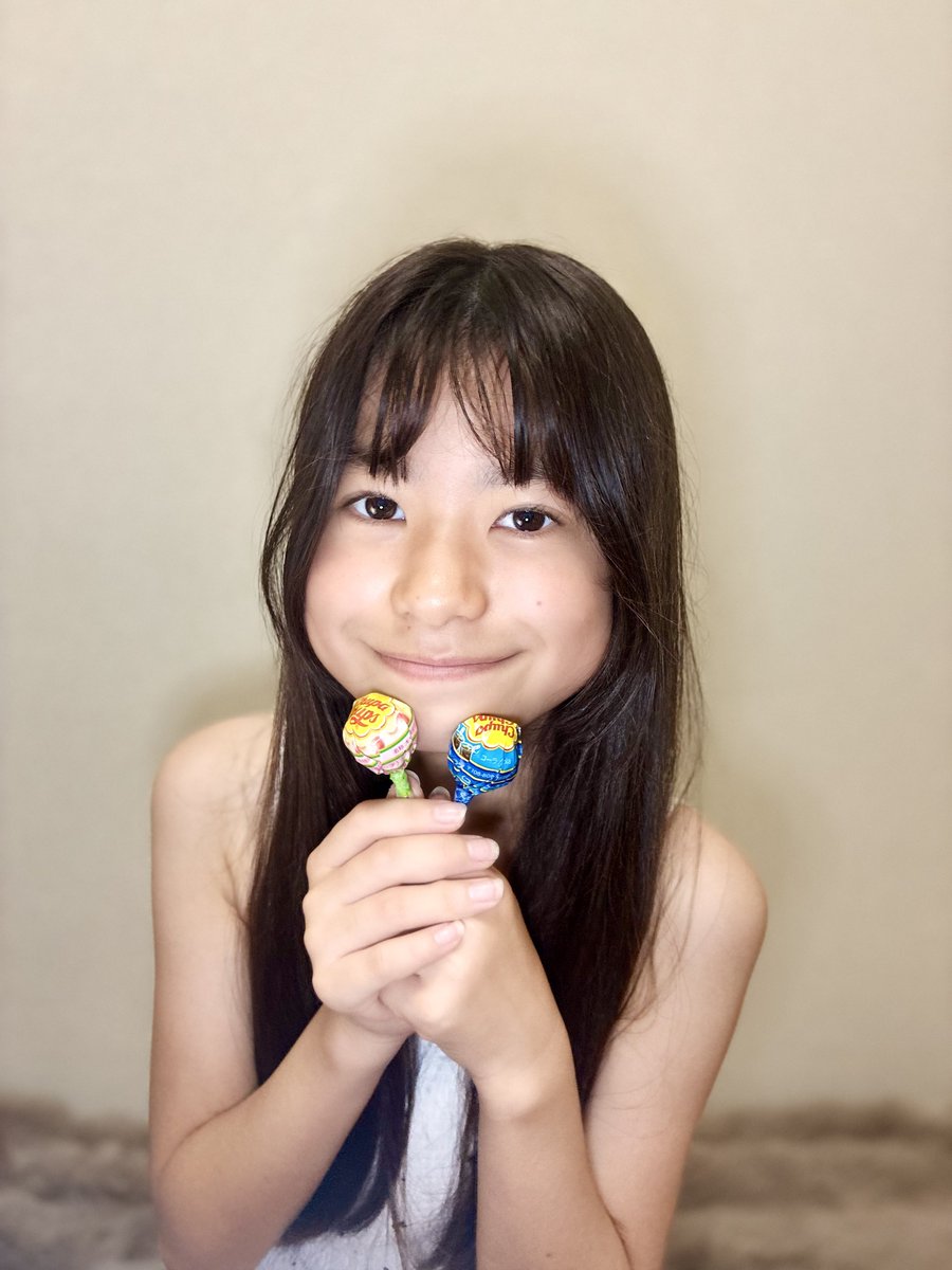 ijigen_pd_tbm's tweet photo. おはつ~ちゃん🪽🤍
今日まで、セブンイレブンアプリで
チュッパチャプスをもらえるよ🍭💕
みんなのイチオシの味は何〜?🫶🍭
ぜひコメントで教えてねっ🤍
今日も笑顔いっぱいの
素敵な1日になりますように✨
#ポケドル
#白枝翼芽
#TeamJupiter
@ChupaChupsJapan
@711SEJ https://t.co/tRQngYYXw8