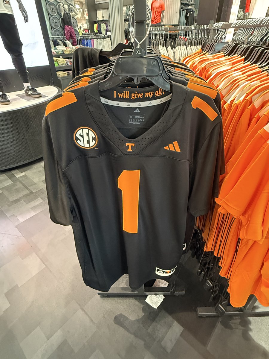 kittyycarrie's tweet photo. i have a lot of thoughts on the new adidas gear.. but i will leave these here with no comment (for once in my life) https://t.co/SIyvdHDa4T