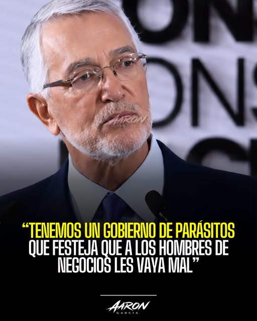AntonioJMarti's tweet photo. Los Periodistas

Mira mira la perra de Trump https://t.co/rfFgkA7Cic