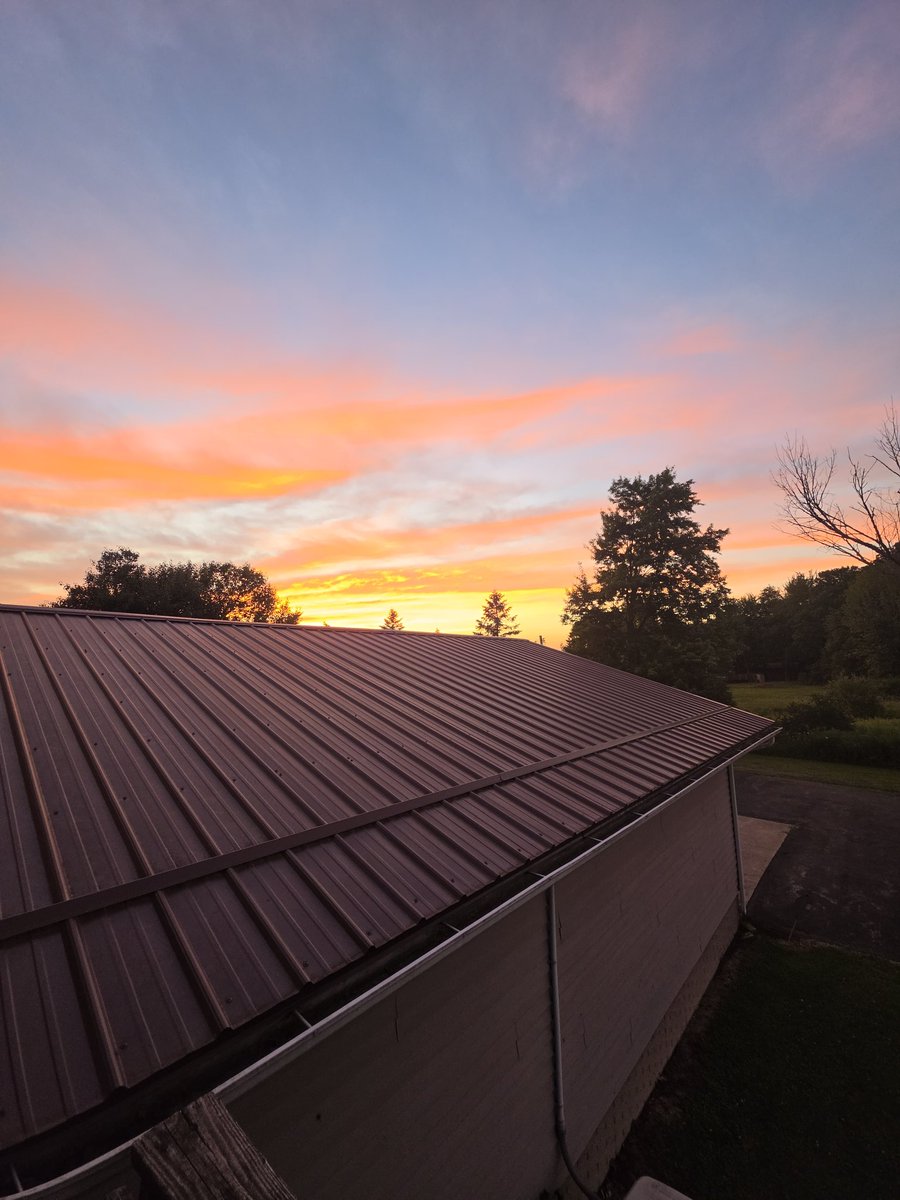 VDemshar55660's tweet photo. Tangerine Sky
#freegrind https://t.co/HG3EqhvaLj