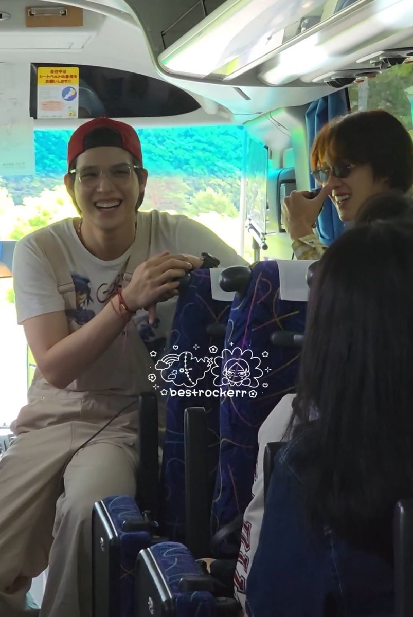 Patch_PK's tweet photo. เพราะทุกแอพของสกายลิงค์เบอร์ไว้หมดเลยล็อคอินไม่ได้ ต้องออก otp
พี่เลโอ : อ๋ออ ละเราก็ไม่มี 55555 ถ้าออกตอนนี้ก็ไปดังที่แม่น้ำ 555555
สกาย : 5555555 😬

จังหวะขำละหันไปมองค้อนพี่เลโอตลกมาก พี่อย่าแกล้งน้องงง

GFSN OISHI JAPAN TRIP

#OishixGFSNTrip2026 https://t.co/R6twLsMiE8