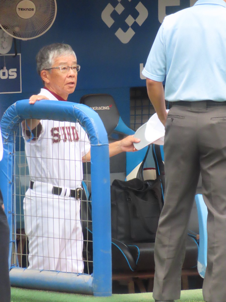 ffunehe's tweet photo. 元東京大学野球部監督、三角裕 https://t.co/IWUyeknkJi
