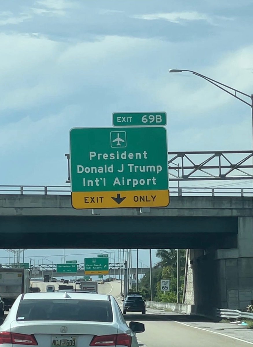 TrumpMeme tweet media