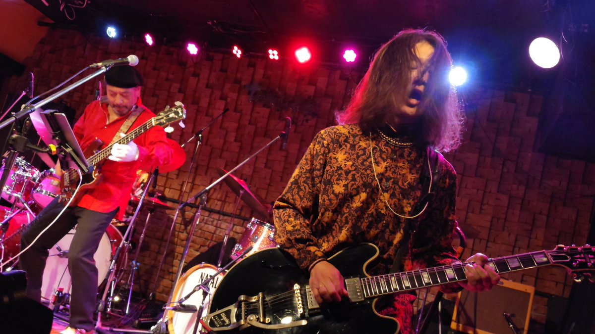 duralumin5's tweet photo. R8年6月29日(月)　得三
3度目の大CREAM大会×FREE Spirit COMPANY！
回を増す事にお客さんが倍々に増えていってる気がする！初めて上手側で大CREAM大会観たけれどどこで観ても楽しくて格好良かった！また早く大CREAM大会が観たい！ https://t.co/WbbVKBn5kH