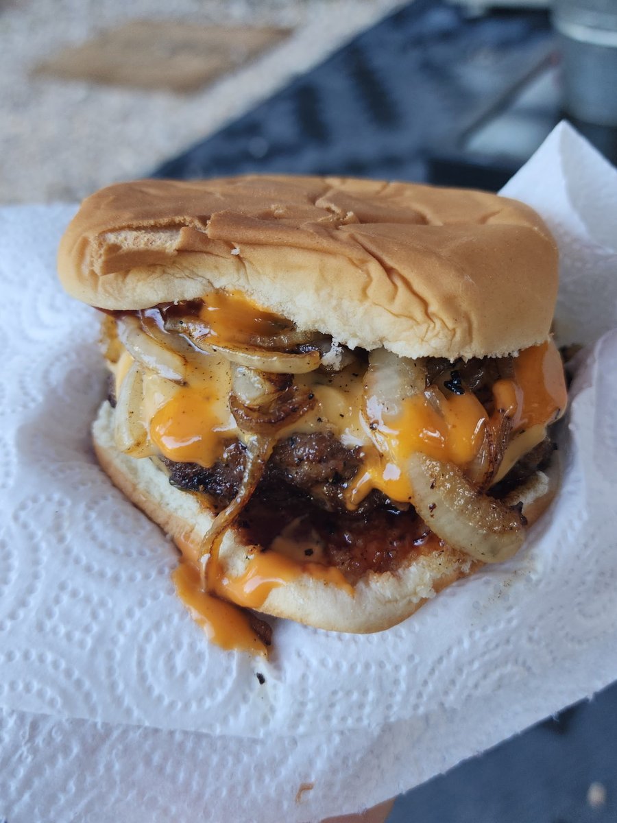 telequad's tweet photo. @Sherylynn_R2 Wagyu onion burgers today https://t.co/RDirI77nAj