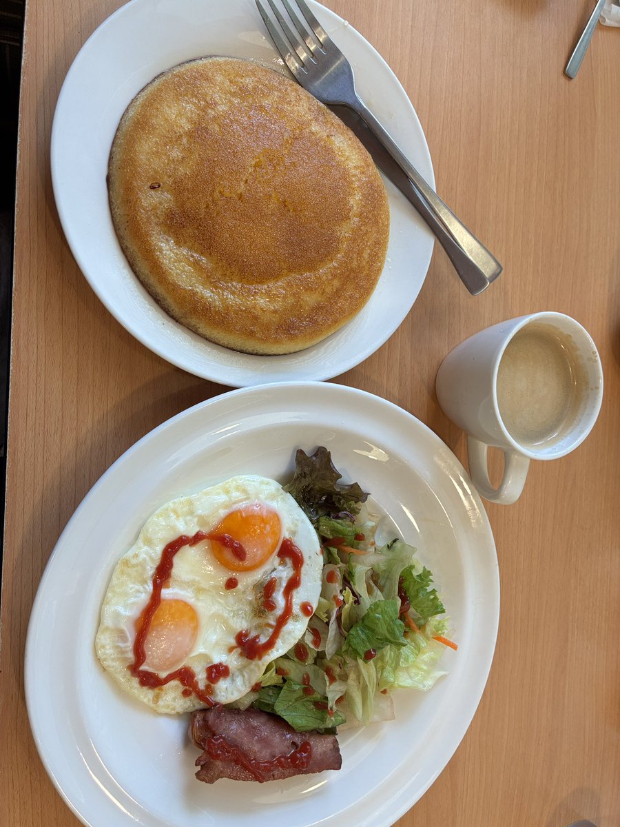 wyang_0219's tweet photo. スタバなう&amp;こないだきのう&amp;ちょっとまえにスタエフいいね♡→ドーンとまとめてありがとうございました！！！！写メがうまく撮れません鬱です。ガストで満腹になりましたので現場からは以上でございます（noteﾘﾘｰｽｵｸﾚﾙｸｻ）🌱☀️😎 https://t.co/x6ReIlmWAQ