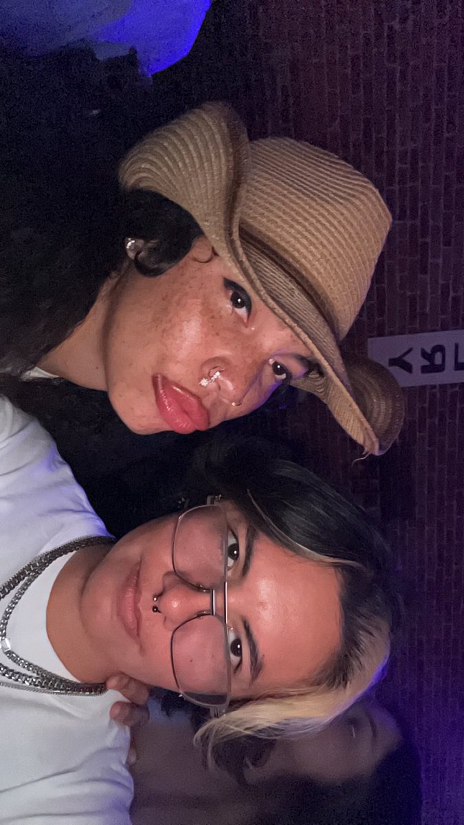 slutd0g's tweet photo. i only hang with bad bitches https://t.co/GN2vjB9RUf