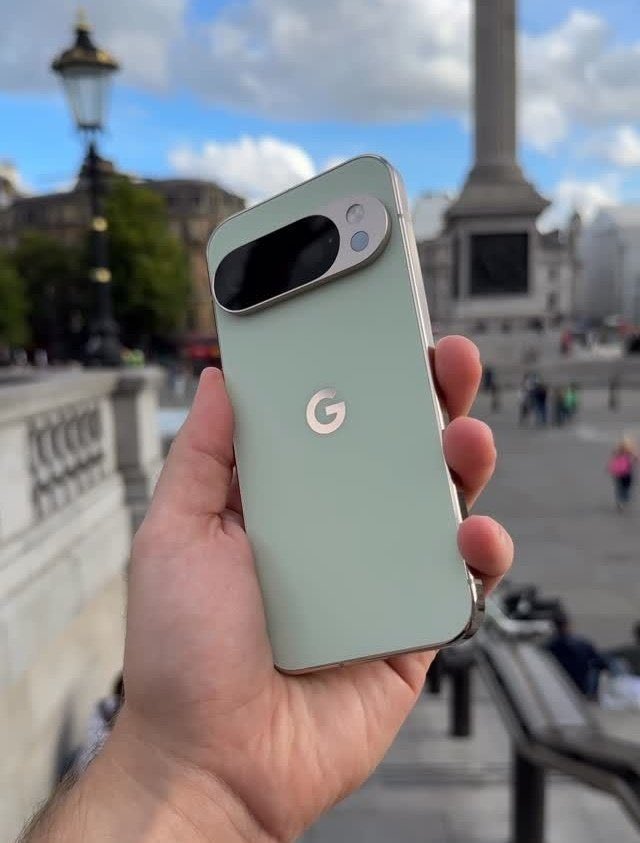 Monika tweet media