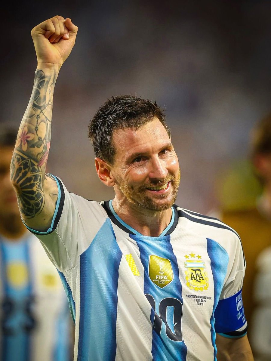Joaconel's tweet photo. El máximo goleador en la historia de los mundiales.

El máximo asistidor en la historia de los mundiales.

Simplemente Messi. https://t.co/lWRvnlVtvD
