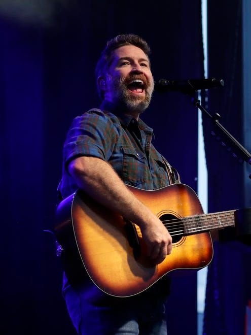JoshTurner92175's tweet photo. What do you love about josh turner??
#joshturner https://t.co/jNMDyDvh2J