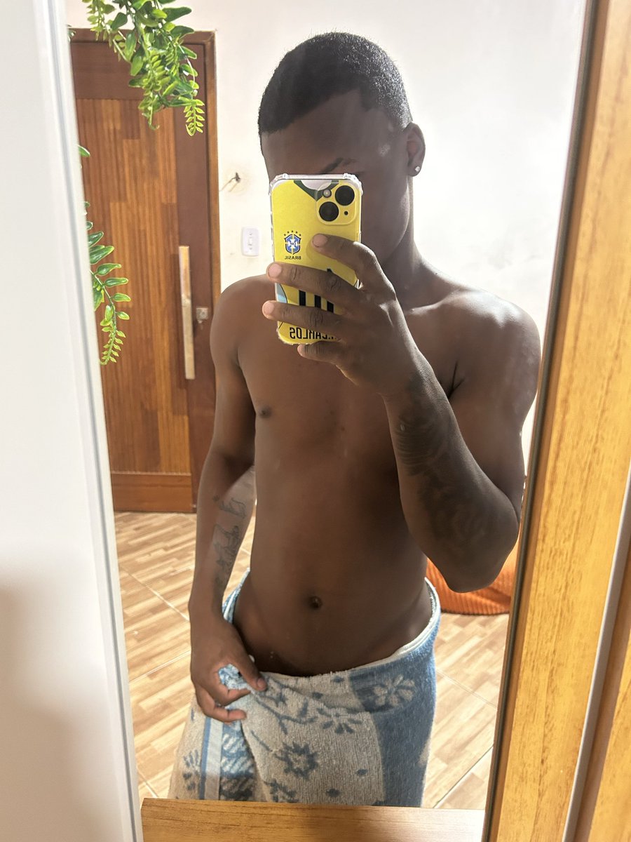 carloofc17's tweet photo. 🤫🫵🏽 https://t.co/Epgg40q8fh