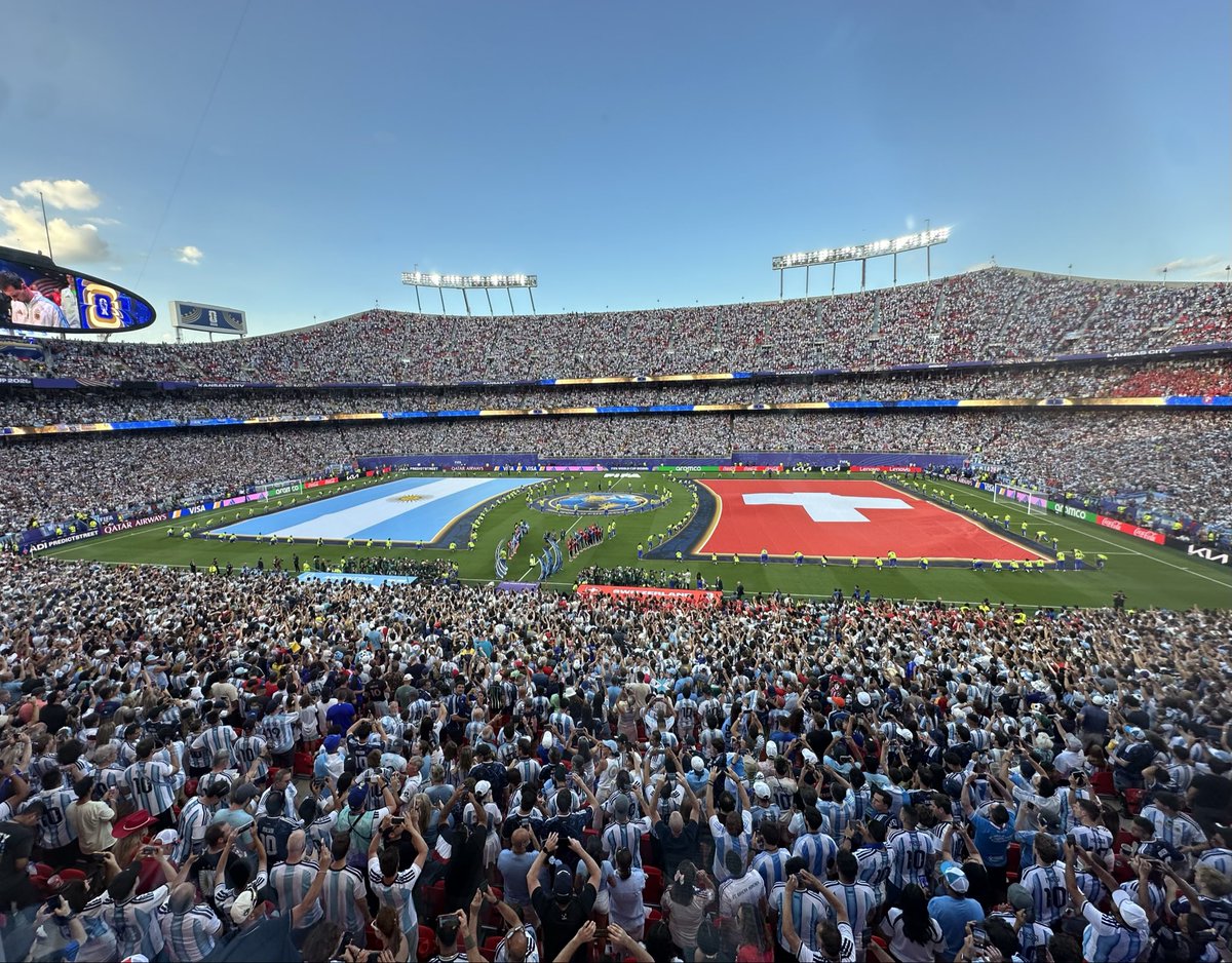 GabeAHenderson's tweet photo. 🇨🇭⚽️🏟️🇦🇷

#FIFAWorldCup https://t.co/5yCDw0pTv9