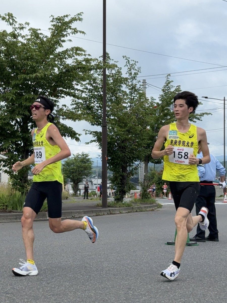 cgu_ekiden's tweet photo. 【大会結果】
◆士別ハーフマラソン2026（7/12）

小川②1:04’23”
佐藤②1:05’40”
保坂③1:05’48”
稲見④1:06’52”
前原④1:06’58”
山田④1:07’58”
近藤①1:08’17”（初）
千代谷①1:08’23”（初）
吉田①1:09’07”（初）
藤重①1:09’12”（初）
湯澤①1:09’37”（初）
徳善③1:09’55”

夏へ向けての課題が見つかったレースとなりました。ご声援ありがとうございました。

#中央学院　　　　　#中央学院大学
#箱根駅伝　　　　　#EKIDEN
#全日本大学駅伝       #駅伝
#全日本大学駅伝
#フラッシュイエロー
#士別ハーフマラソン