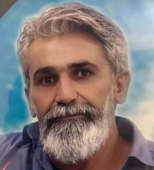 nilolimo's tweet photo. نام شنیده نشده
جاویدنام #علی‌قلی_مختاری‌جونقانی
۲۳ دی ماه
جونقان

پ.ن:
#علیقلی_مختاری و #هادی_قنبرپور پس از تفتیش کامل خودرو در ایست بازرسی، هنگام حرکت هدف شلیک مستقیم قرار گرفتن.این دو عزیز از فاصله ۱۰ متری توسط نیروهای امنیتی و اطلاعات به طرز بی‌رحمانه‌ای ب رگبار بسته شدند. https://t.co/xOqYqEVDcY