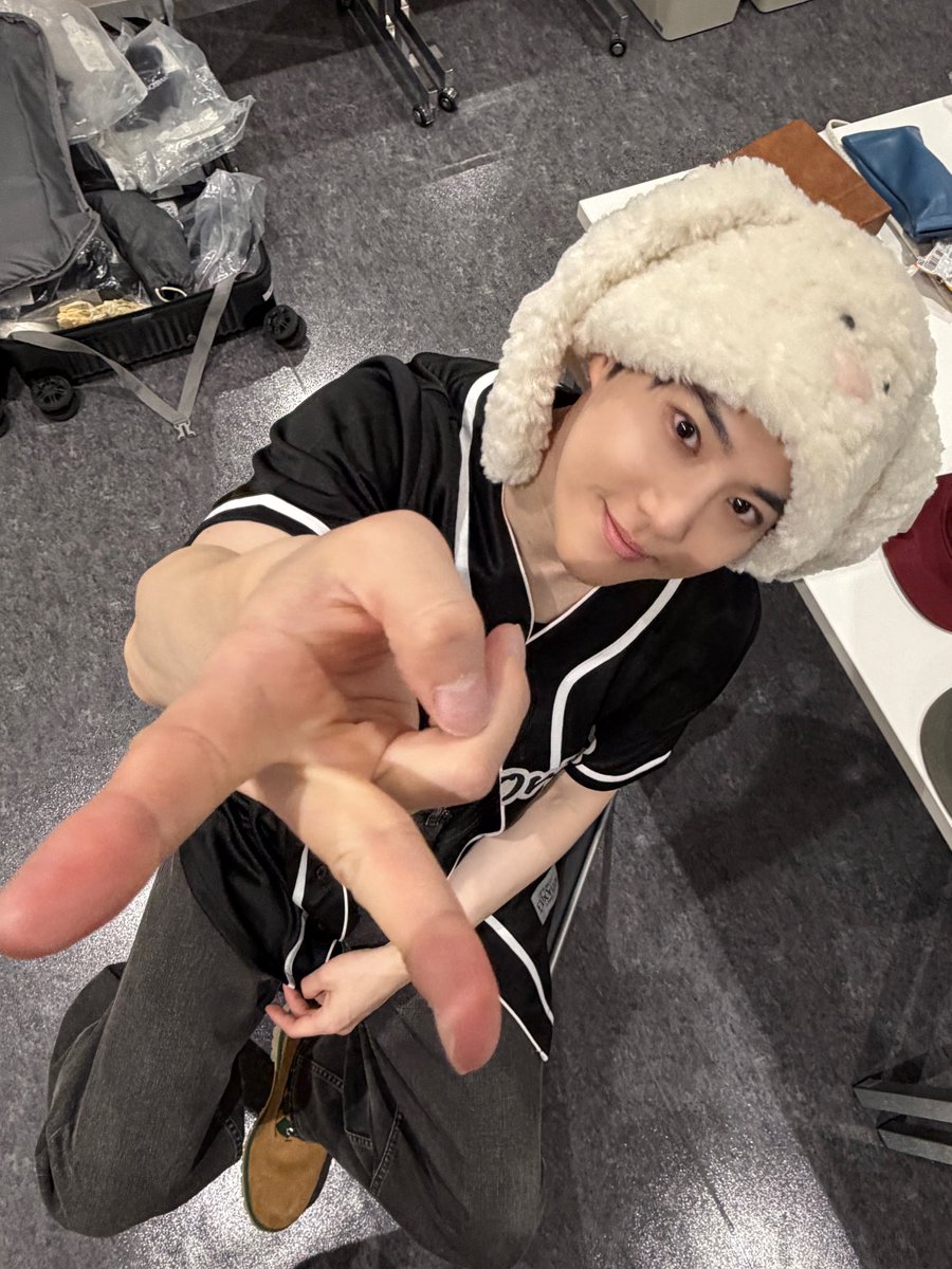 SUHOLOOK's tweet photo. 260712 | SUHO bubble update 
#SUHO #수호 #スホ #金俊勉 #EXO https://t.co/SYJDiKPi7p