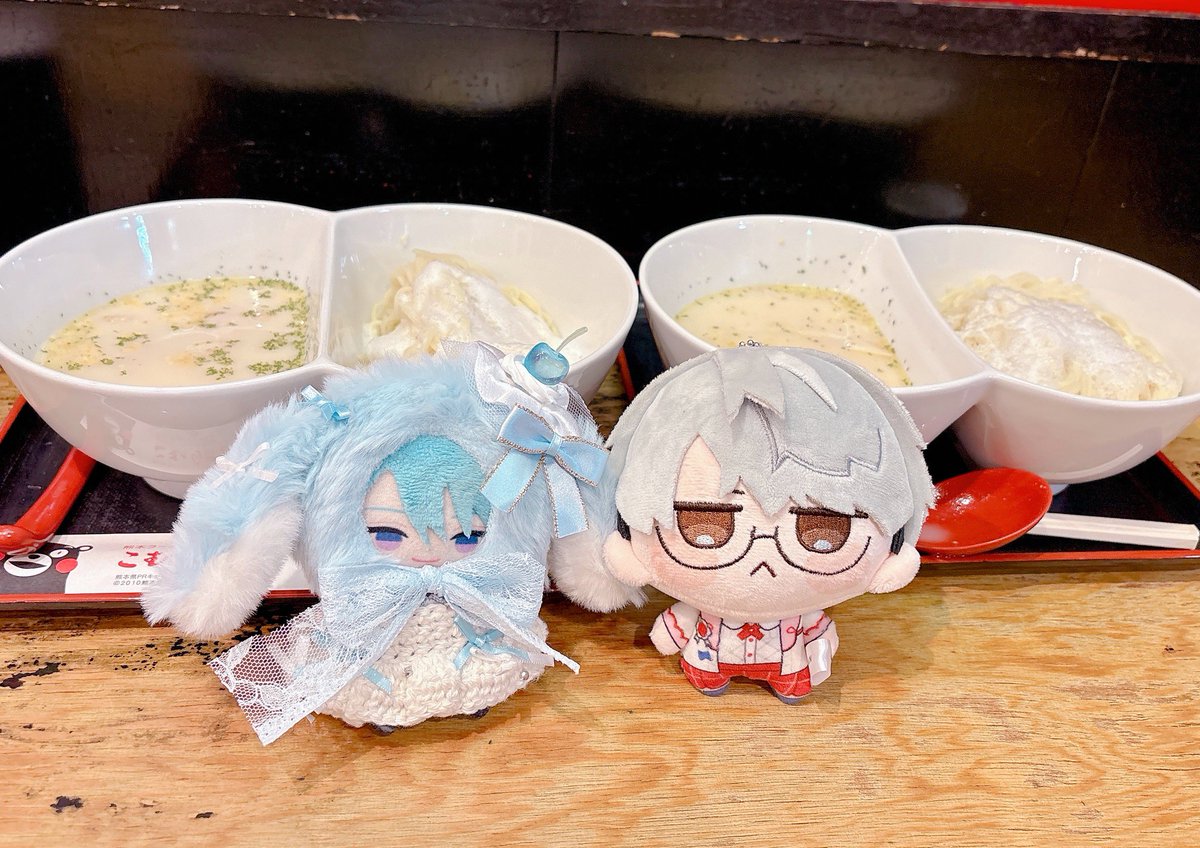 ntsss2p's tweet photo. お友達があやてぃ〜ぬいお迎えしてた😆🫶✨初会合はラー博で🍜

ラーメン入ってるのめちゃカワ🍜🤍 https://t.co/V7dzkvsP9A