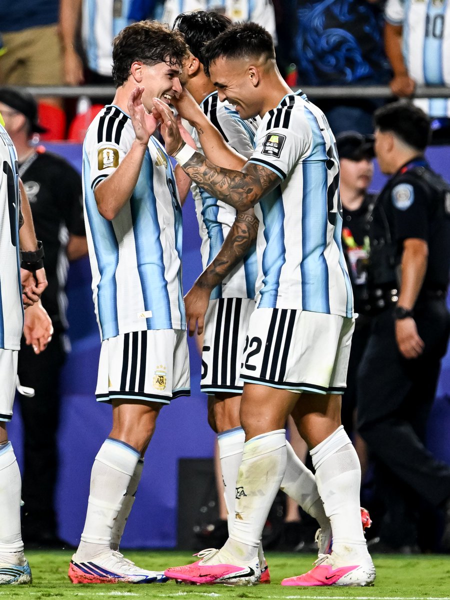 fifaworldcup_es's tweet photo. Los 9⃣

#CopaMundialFIFA https://t.co/LkTYQUEbh8