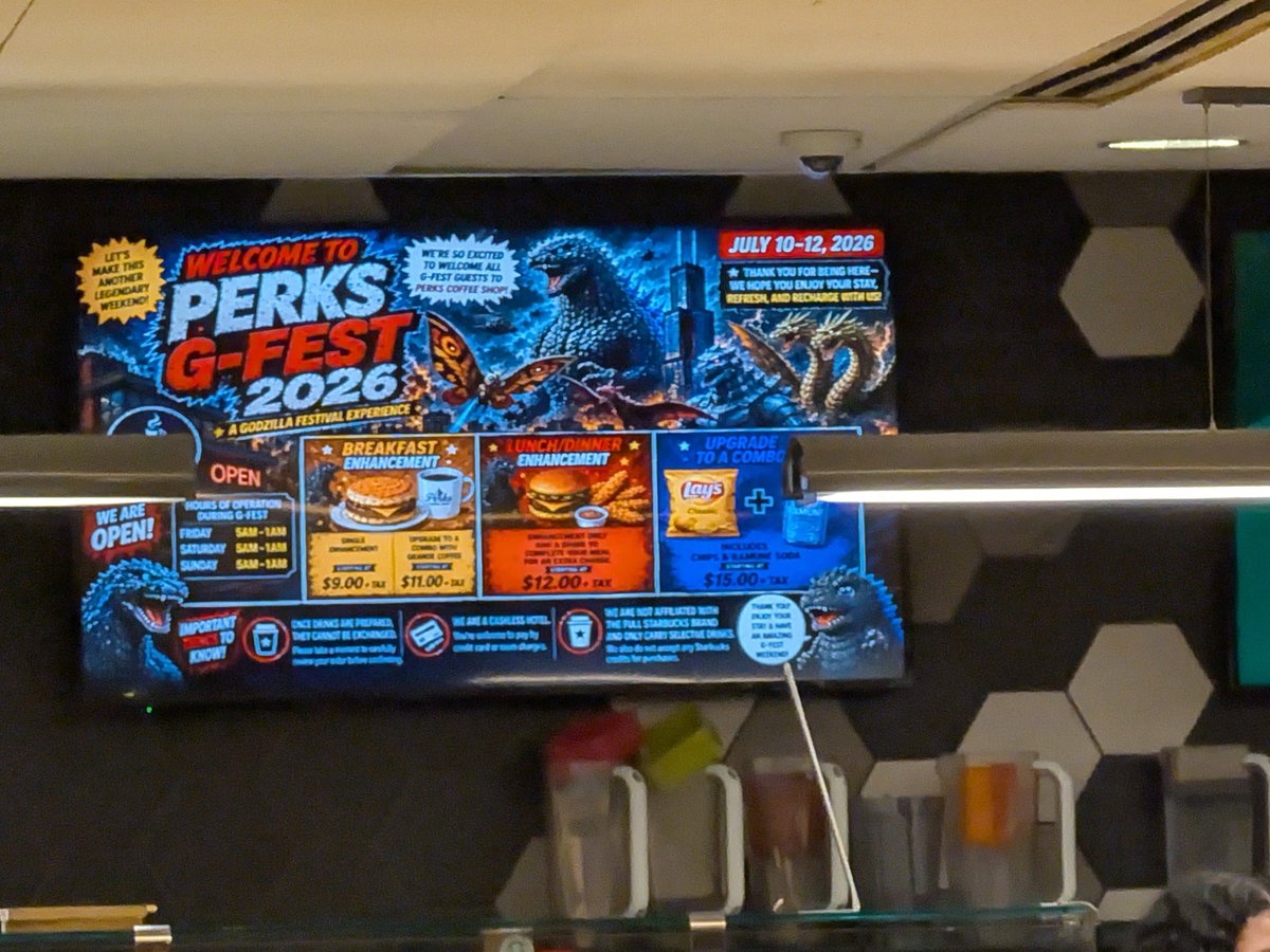 QuinCraftables's tweet photo. @Yokaiju Even the damn Starbucks here... https://t.co/itbFBDYhWl