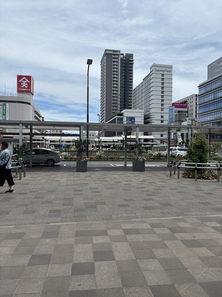 りょー tweet media