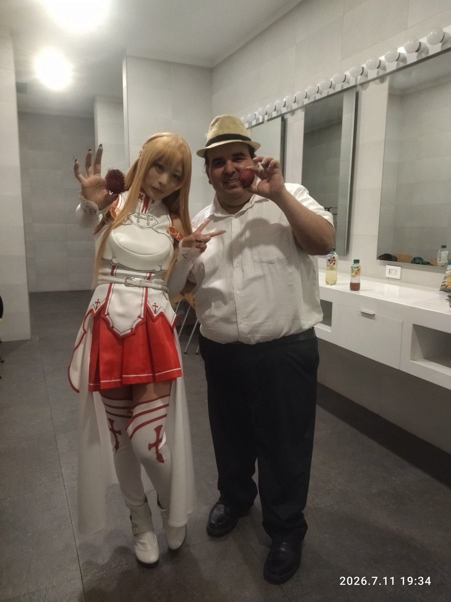DieragonP's tweet photo. @kri_cos さん　と　ランブタン https://t.co/Puu6pjAGEb