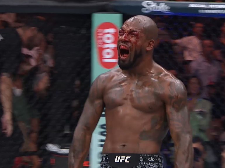 FadeAwayMedia's tweet photo. BOBBY “KING” GREEN WITH THE BIGGEST COME BACK OF THE YEAR

MY GOODNESS 

#UFC329 https://t.co/FJenoVP0kD