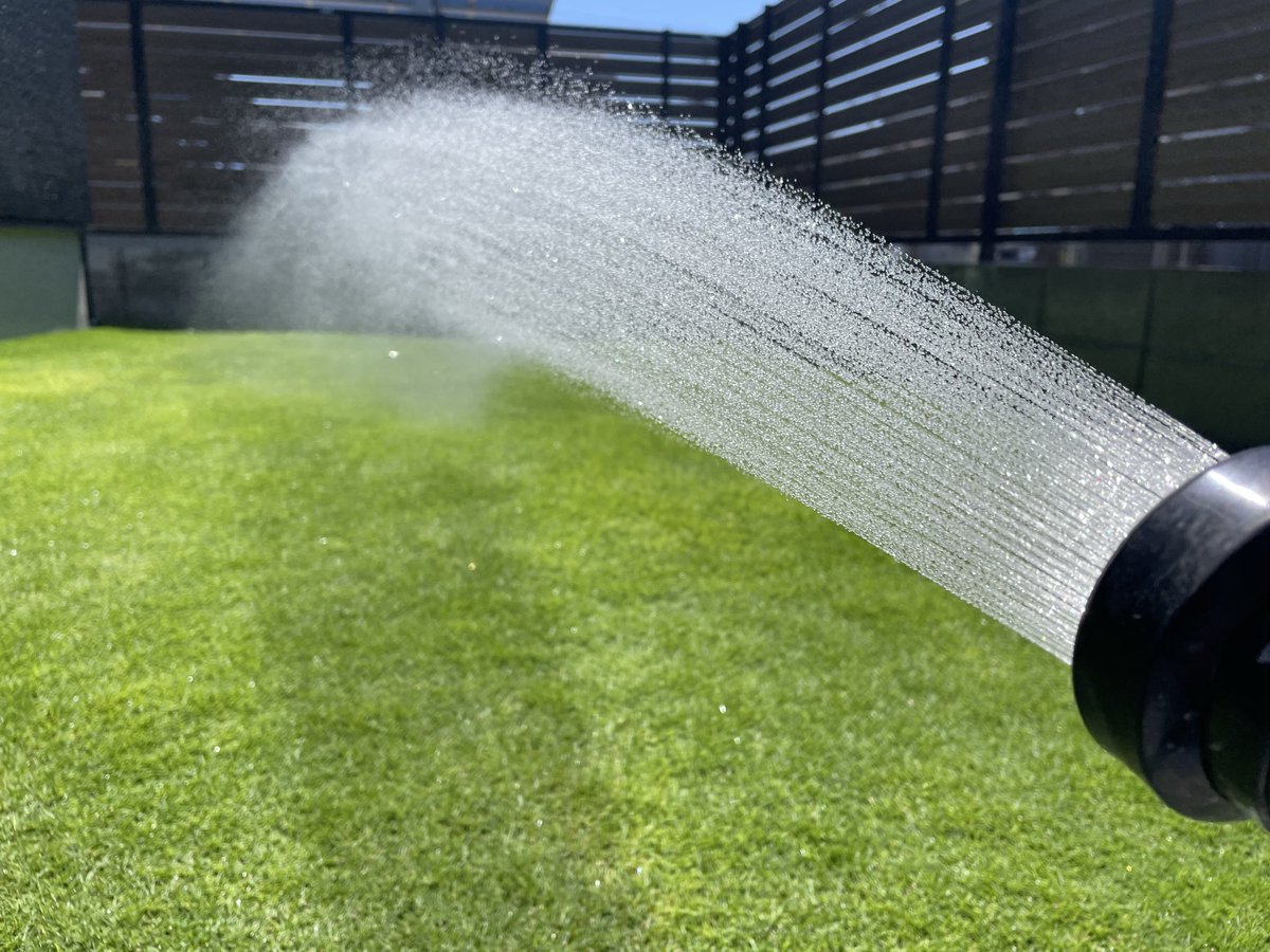 BonGreen_art's tweet photo. タカギの散水機買ってきた！いいね！水やりが気持ちいい https://t.co/DV64OHjVUl