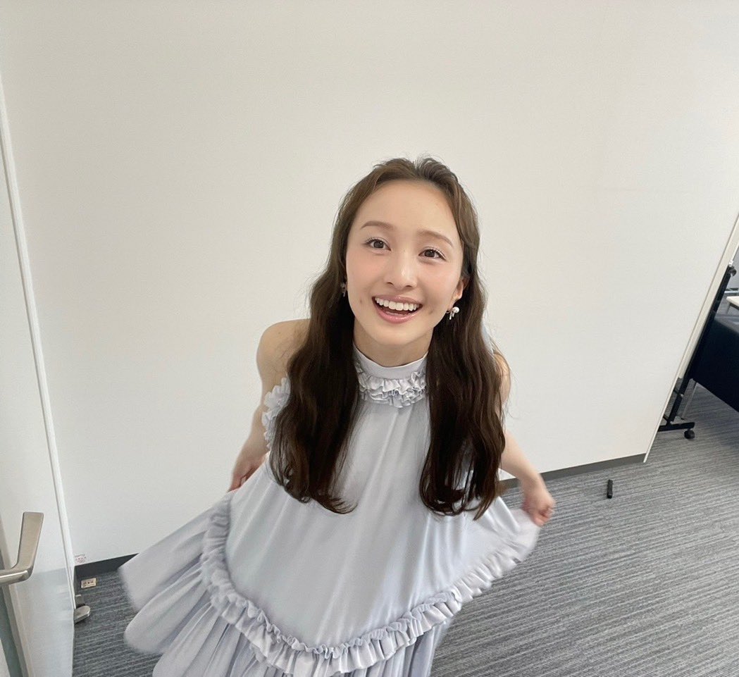 haengsa44's tweet photo. 百田夏菜子さん32歳のお誕生日おめでとう御座います🎊
ももクロのリーダーとしていつまでも活躍を願ってます👍
素敵な1年になりますように！

#百田夏菜子誕生祭2027 
#百田夏菜子誕生祭
#百田夏菜子 https://t.co/ykkZsKjQrz
