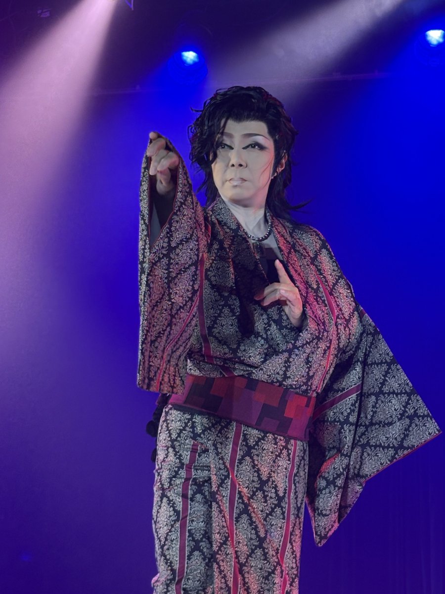 PythonBeautiful's tweet photo. 劇団美松
山桜桃の湯
桃の湯劇場
2026.7.11昼の部
雷矢祭り

劇団責任者
太夫元
松川さなえさん

♬昼顔

もうすぐお誕生日ですね㊗️
楽しみですね〜😆🥰 https://t.co/a5ZKkFoDQ9
