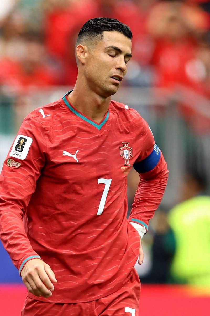 Grandsoncr7's tweet photo. 🗣️ Erling Haaland: 

“I’m proud of my country. Our World Cup journey was beautiful, and it’s something I will never forget. I want to give my gratitude to Cristiano Ronaldo for motivating me throughout the tournament. He is a great example for me, and I will always be grateful for his support.”