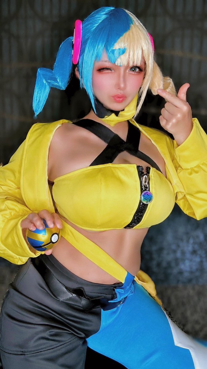 elle_piyo's tweet photo. Pokémon LEGENDS Z-A カナリィ⚡️💙💛

衣装着用させていただきました！🙏
原作再現度&amp;フィット感最高です🎶

@MiccostumesN #nyacos https://t.co/NdN80ro6ah