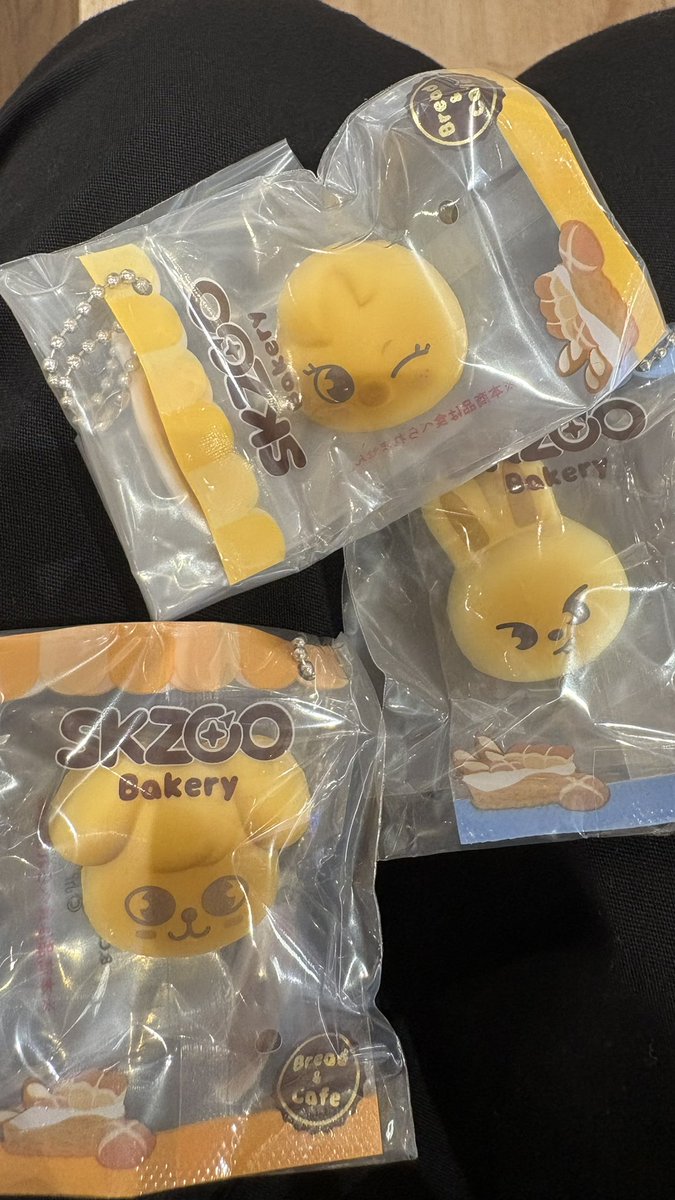 mructkhr02's tweet photo. SKZOO スキズ straykids
bakery ガチャガチャ 交換
ベーカリー

【譲】　リービット  ポガリ　パピーム
【求】ジニレット

🥟🦙🐰🐥🐶
ヒョンジン

郵送希望
お気軽にお声掛けください🙇‍♀️ https://t.co/zPZVrrq6eg