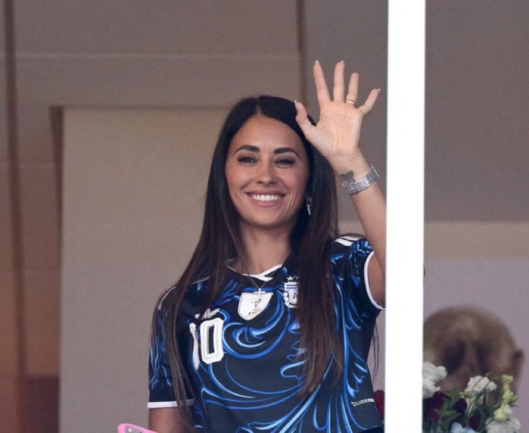 Jileenme's tweet photo. انتونيلا زوجه ميسي 💙💙💙💙🥹 https://t.co/6eBbf3rPRn