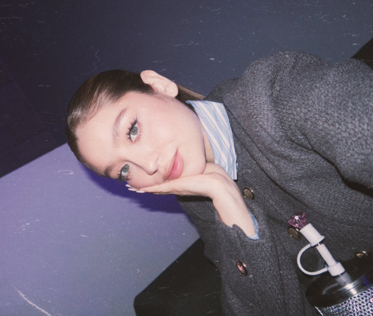 ARAXKAROL13's tweet photo. Hola re tarde me llamo Arami tengo 19 años soy fan de karol desde el 2016 desde que se estreno soy luna pero empecé en el fandom en 2020 espero me vuelvan a integrar porfis ya que por algunos tiempo estuve inactiva y  eso soy de paraguay siganme soy buena onda #IntegracionKs 💗🇵🇾 https://t.co/gXTRHDvt6H