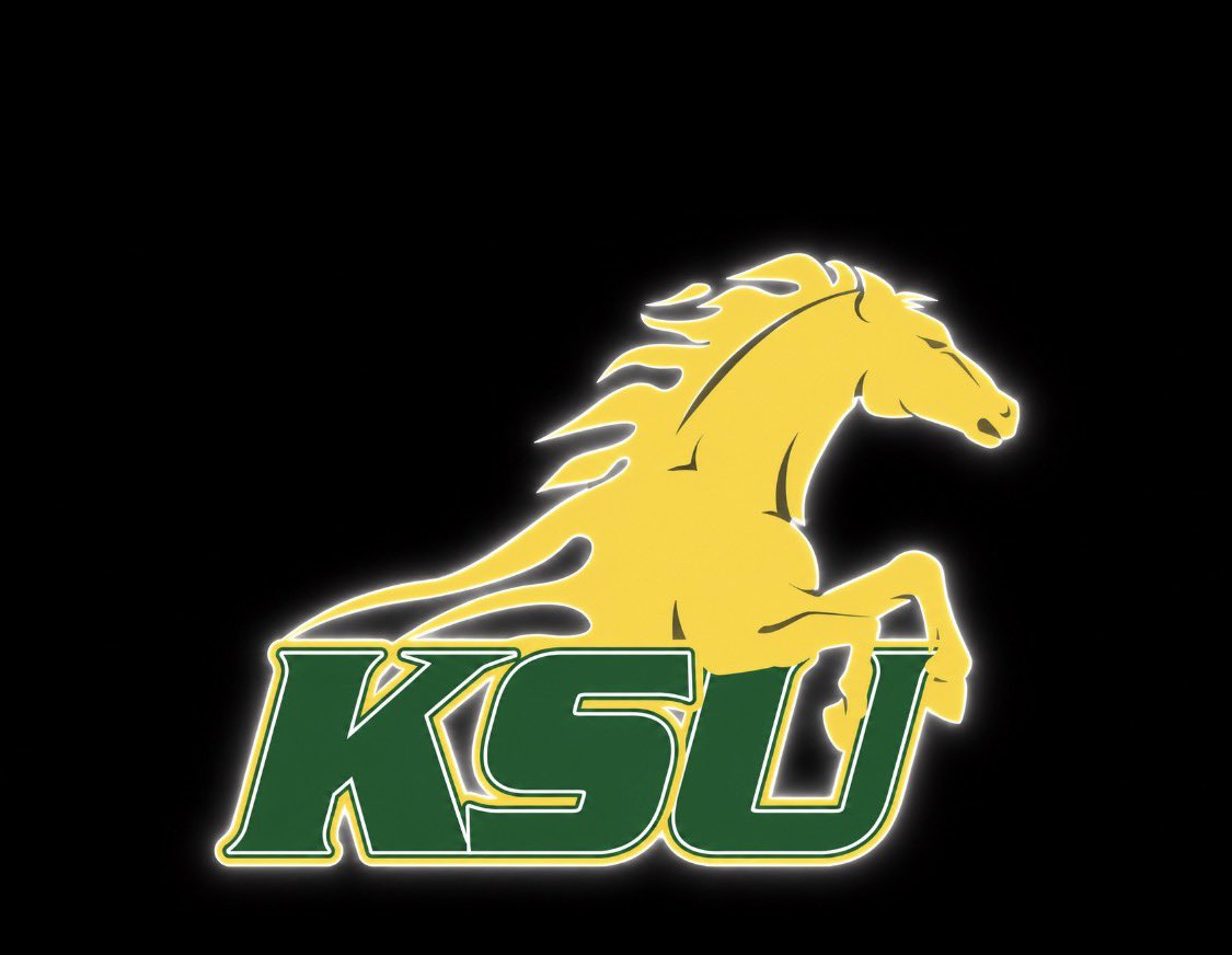 Derigezparker73's tweet photo. After a great camp and amazing conversation with @Steve_Wallace_2 &amp; @F_Huggins80 I’m blessed to receive my first 🅾️ffer from Kentucky state university!! #agtg https://t.co/CXijcLmII4
