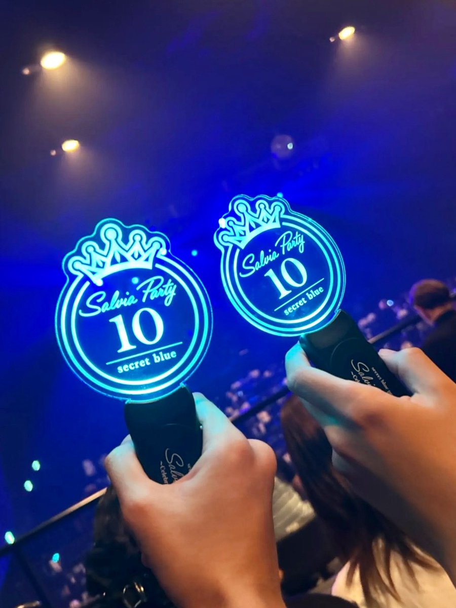 orenngetapioka's tweet photo. 今まで約7年間推してきて、過去イチのLIVEでした！！
カバー曲からスペシャルゲストまで豪華だった訳ですが、自分の人生を変えた「スターランド」がラストで聴けたのは本当に嬉しかった…！！

いろんな出会いをくれたみやには本当に感謝の気持ちでいっぱいです😭🙏

改めて、みや誕生日おめでとう！！ https://t.co/wmtQqscQQg