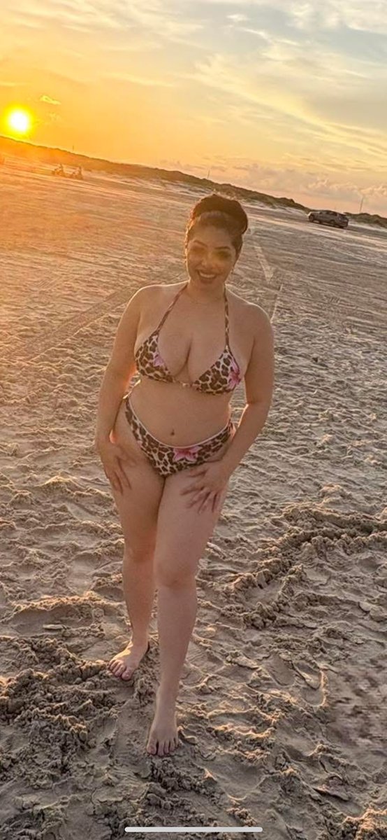 rickman587235's tweet photo. Sharing my sis in law Erica dm for her socials and  repost her slutty ass everywhere pls #latina #slut #busty #cuck https://t.co/AVgdh4qxp2
