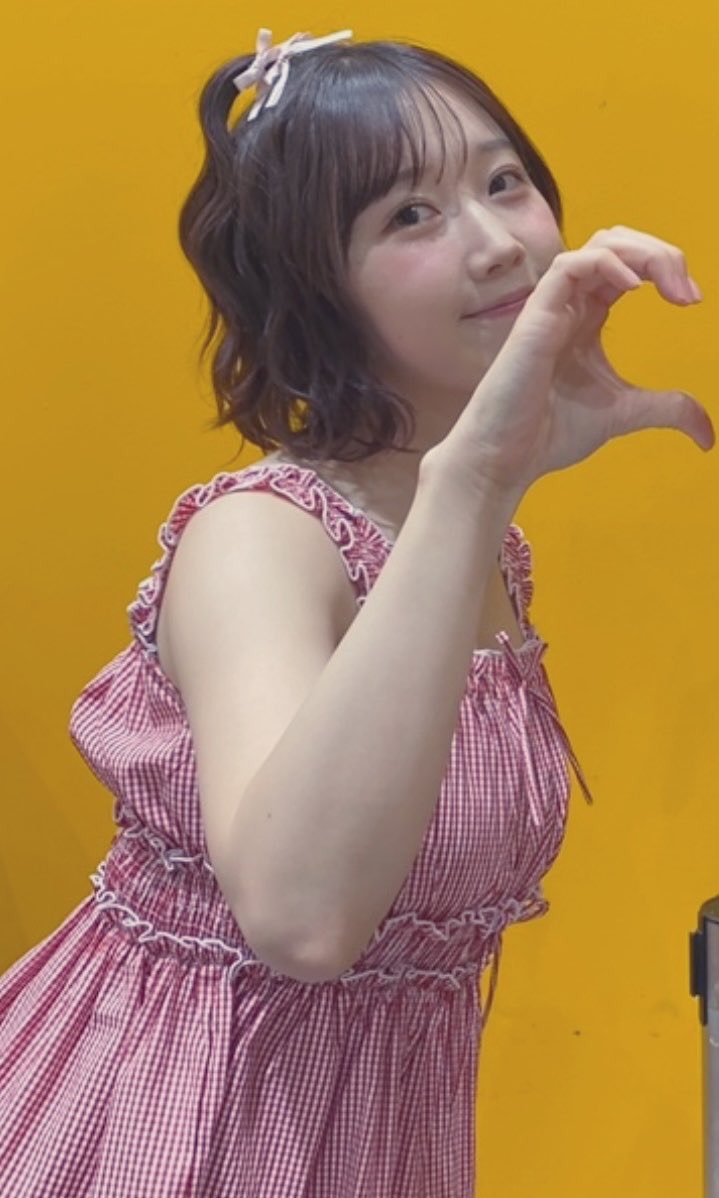 tomotomo_iphone's tweet photo. #甲斐心愛　   #STU48   #おか太
おー、可愛い、なんと可愛い💕
あまりの可愛いさに蒸発しそうです💘💘『蒸発って何❓🤣』ってツッコミいただきました。ほんまに、太陽じゃった🌞
太陽のように熱く可愛く💘🫶　アチチ🔥 https://t.co/Q5Nf3Pl7by