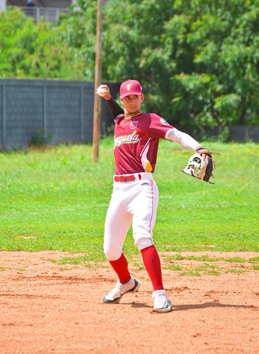 TeamBeisbolVe's tweet photo. 🇻🇪⚾️ #BaseballWorldCupU15 

Más imágenes 📸 del trabajo de la preselección, con miras a la Copa del Mundo Sub-15 ⚾️🇻🇪

📍 Barquisimeto, Lara
💻 https://t.co/N4W3BNOjbG

#SomosVenezuela
#LaQueNosUne https://t.co/ucHvC16kAu