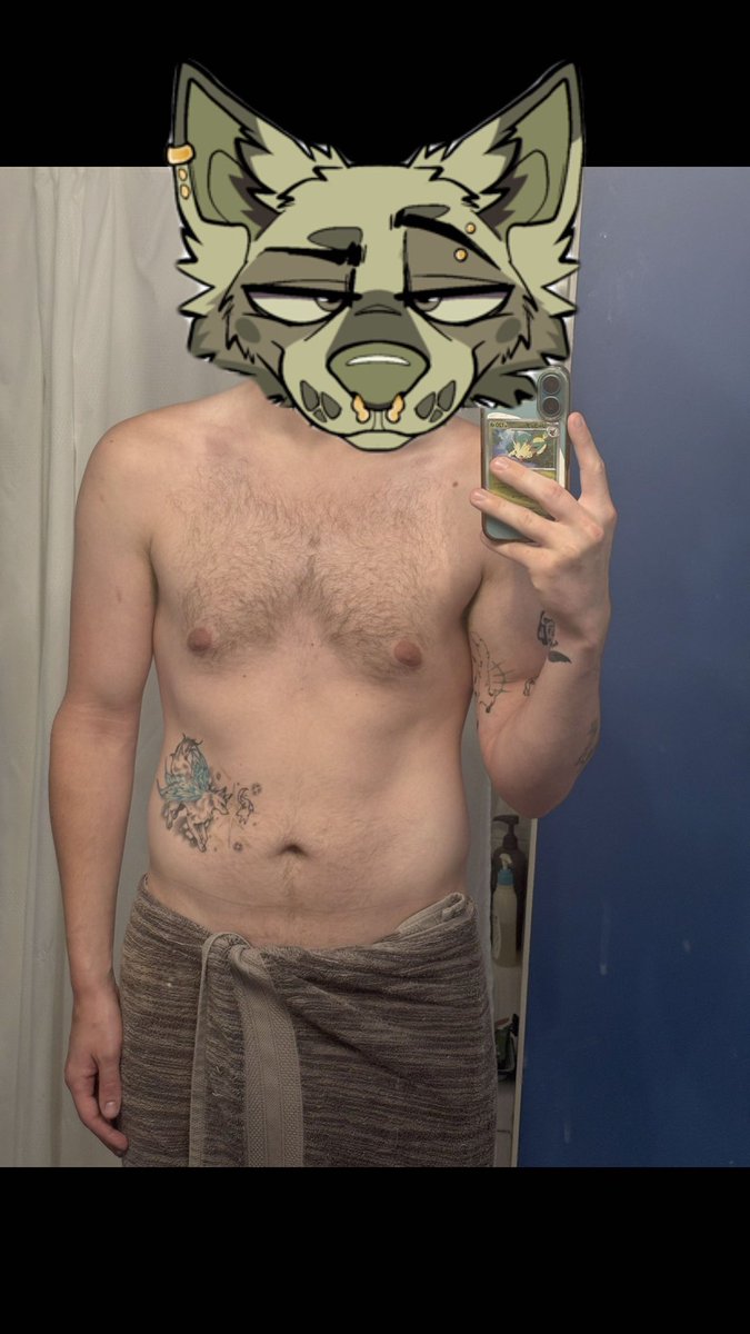 nafoxone's tweet photo. Now that I’m done seething look at my awesome tummy/rib tattoo in this promiscuous mirror selfie https://t.co/5BS9nad53b