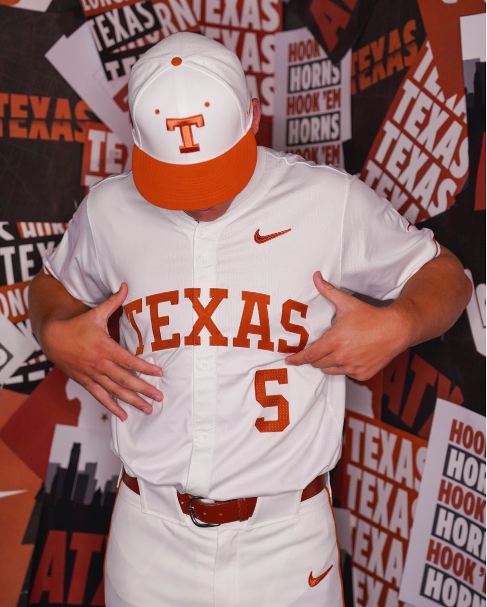 EastonAutrey's tweet photo. After a lot of thought and many conversations with my family, coaches, and everyone who has supported me throughout this journey, I have made the decision to withdraw my name from the remainder of the 2026 MLB Draft.

Hook’ em🤘🤘 https://t.co/1hZQPzHYUP
