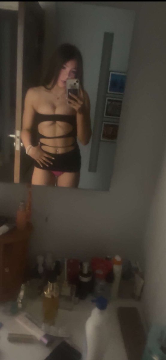 stretchy2030's tweet photo. Dms open to trade #irish #chav #trade #teen https://t.co/swwpaG1sU9